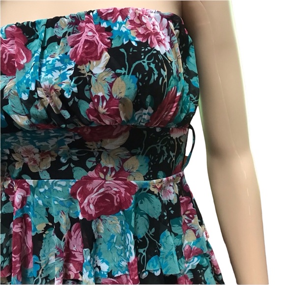 Wet Seal Floral Top - Picture 4 of 10